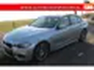 BMW 3-serie 328i High Executive // M-PAKKET / AUTOMAAT //