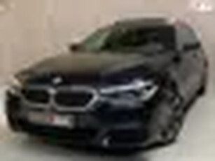 BMW 5-serie Touring 520i Corporate Lease High Executive /M-Pakket /Pano /Camera