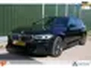 BMW 5-serie Touring 530e xDrive Business Edition Plus M-SPORT, LEER, PANORADAK, 360 CAMERA