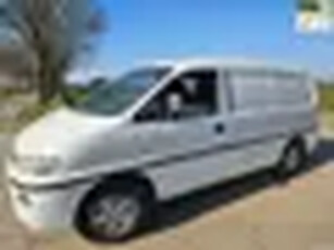 Hyundai H 200 2.5 lang vol tussenschot Basic/ long model/ lang model