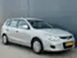 Hyundai I30 CW 1.6 CRDi Active Cool AIRCO / NAVI / ELEK RAMEN / TREKHAAK / NWE APK