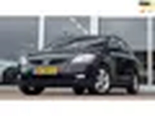 Kia Cee'd Sporty Wagon 1.4 CVVT Navigator Plus Pack 100% Onderhouden Clima Nieuwe APK Mooi!