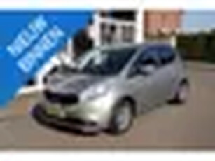 Kia Venga 1.4 CVVT DynamicLine Navi,Camera,cruise,Trekhaak,RIJKLAARPRIJS!!