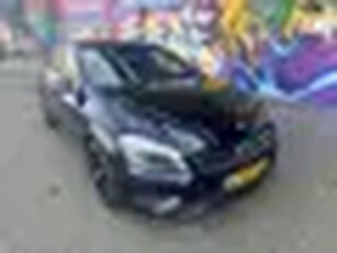 Mercedes-Benz A-klasse 180 Ambition nieuwe 18 inch amg velgen zwarte hemel rijd nieuw mooie goed ond