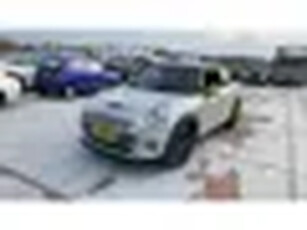 Mini Mini Electric Yours 33 kWh . SCHUIF-/KANTELDAK . LEDER . LICHTMETALEN VELGEN . PRIVACY GLASS