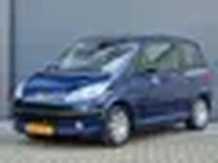 Peugeot 1007 1.6-16V Gentry automaat nap airco (bj 2005)