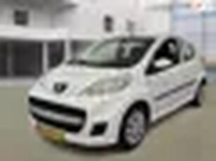 Peugeot 107 1.0-12V XS 5 DEUR AIRCO 2 X SLEUTELS