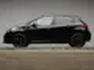 Peugeot 208 1.2 PureTech Urban Soul Sport (BLUETOOTH,NAVI,LED,PDC,CRUISE,SPORTSTOELEN,GETINT,NIEUWE