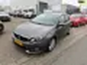 Peugeot 308 1.2 PureTech Blue Lease Executive, Navi, Panodak, NAP