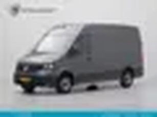 Volkswagen Crafter 30 2.0 TDI 140pk DSG L3H3 Highline Navi via App Camera Trekhaak Voorruitverwarmin