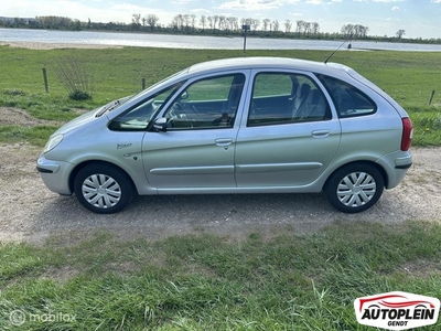 Citroen Xsara Picasso 1.6i Image