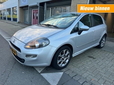 Fiat Punto Evo 1.3 M-Jet Lounge CLIMA NAVI LMV PDC 2DE EIGENAAR NAP APK 11-2024