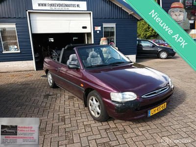 Ford Escort Cabrio Laatste 22 jaar zelfde eigenares gehad