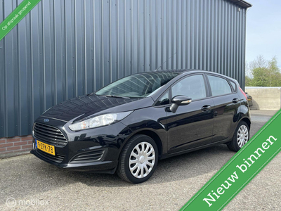 Ford Fiesta 1.0 Style NAP / NAVI / AIRCO / BOEKJE / 5DEURS