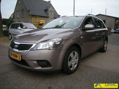 Kia Ceed Sporty Wagon 1.6 CRDi 115 X-tra Clima ZIE OMSCHRIJVING !!!!