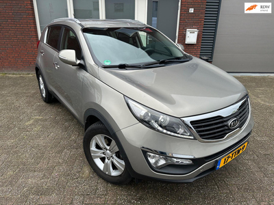 Kia Sportage 2.0 X-ecutive Plus Pack / Leder / Cruise / PDC / Clima / AUX