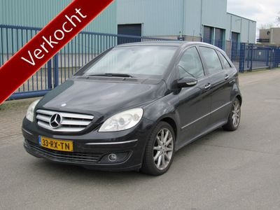 Mercedes-Benz B-Klasse 200 lagergeluid in de bak.