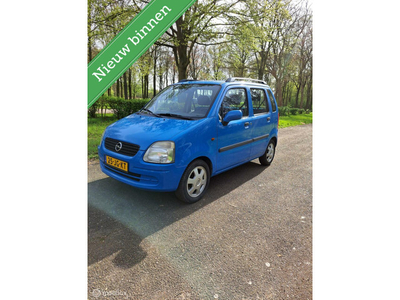 Opel Agila 1.2-16V Color Edition keurige auto weinig km!!!