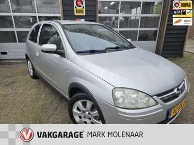 Opel Corsa 1.4-16V Silverline,airco,lm velgen