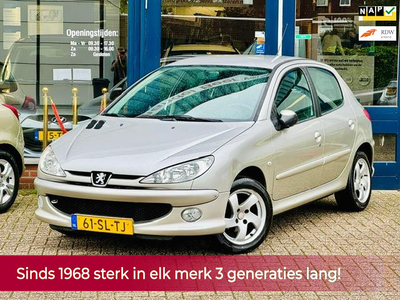 Peugeot 206 1.4 Air-line3 quicksilver 5 deurs! Airco l Elek pakket l Centraal l LM! 2e eigenaar l NL AUTO l NAP l TOPSTAAT!