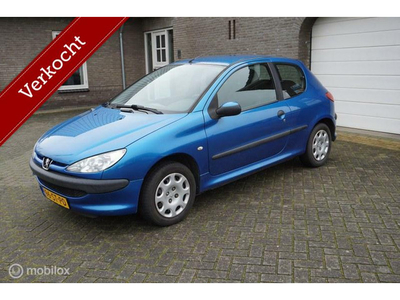 Peugeot 206 1.4 One-line met nieuwe APK