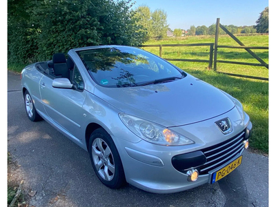 Peugeot 307 CC 2.0 HDiF