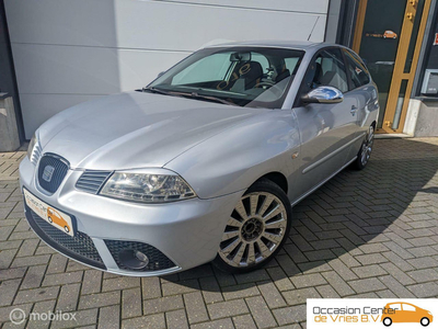 Seat Ibiza 1.4-16V AircoLEDCruiseControlVelgenStoelverwarm