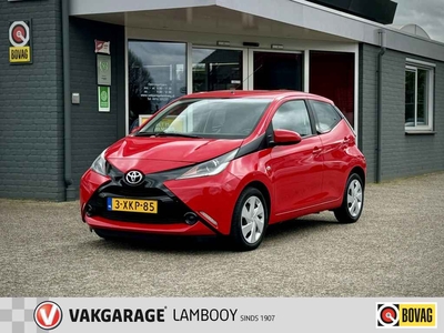 Toyota Aygo 1.0 VVT-i x-play|Airco|Achteruitrijcamera|2e eigenaar