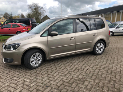 Volkswagen Touran 1.4 TSI Comfortline LIFE Trekhaak | Glazen dak | Cruise | PDC v+a | LMV | Boekejs