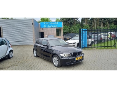 BMW 1-serie 116i Business Line Xenon ecc lmv Cruise