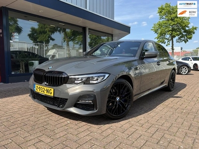 BMW 3-serie 330e High Exe M Pakket Keyless CarPlay