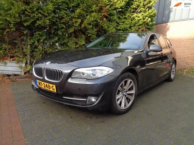 BMW 5-serie Touring 520d Executive,Navi,Leder,PDC