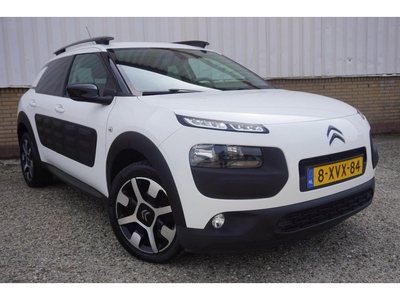 Citroen C4 Cactus 1.2 PureTech Shine * Navi * Pano * Park