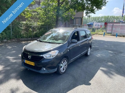 Dacia Lodgy 1.2 TCe Blackline 7p. LET OP : MOTOR LOOPT