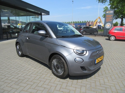 Fiat 500 Icon 42 kWh Navi, Camera, € 2000,- Subsidie