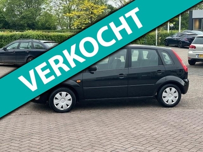 Ford Fiesta 1.4-16V Trend,bj.2003,kleur: zwart ! APK tot