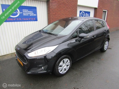 Ford Fiesta 1.5 TDCi Style Ultimate Lease Edition zwart 2016