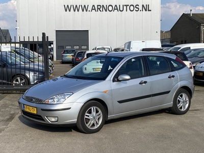 Ford Focus 1.6-16V Trend 5-DEURS, AIRCO, APK TOT