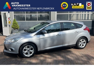 Ford Focus 1.6 TI-VCT Trend nwe motor ingekomen !! 105pk sportieve auto