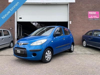 Hyundai i10 1.1 Active Lage Kilometerstand Elektrische