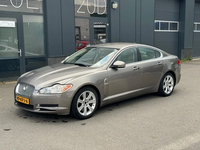 Jaguar XF 3.0D V6 Luxury (bj 2010, automaat)