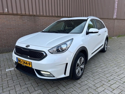 Kia Niro 1.6 GDi Hybrid First Edition Automaat Navi Camera