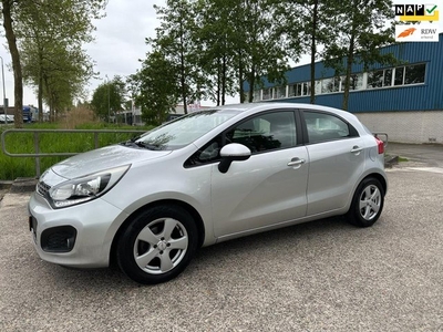 Kia Rio 1.2 CVVT Super Pack 5 deurs Keyless! Clima! PDC!