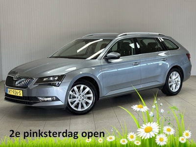 Škoda Superb Combi 1.4 TSI ACT Style Business /AUTOMAAT! /Elek. Trekhaak! /Apple + Android /Elek. Stoelen + Memory! /Bi-Xenon! /DAB+! /Navi /Climat /Cruise /Elek. pakket /Bluetooth /Stoelverw. /Regensensor /LED Dagrijverl. /17