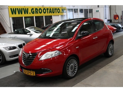 Lancia Ypsilon 0.9 TwinAir Platinum Automaat 1e eigenaar