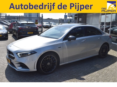 Mercedes-Benz A-Klasse 250 e Premium Plus,PANORAMADAK, BOEKJES,NAP EN ONDERHOUDSHISTORIE