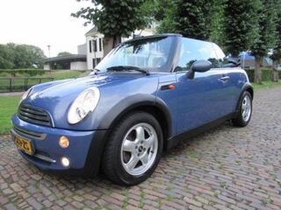 Mini COOPER Mini 1.6 Pepper Cabriolet Airco Leer Sportstoelen Stoelverwarming Pdc Lm Velgen 116 PK!!!***Apk t/m 23-12-2024***