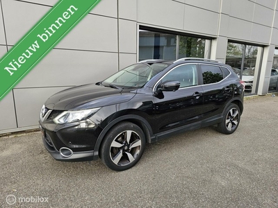 Nissan Qashqai 1.2 Connect Edition Panorama/360 graden