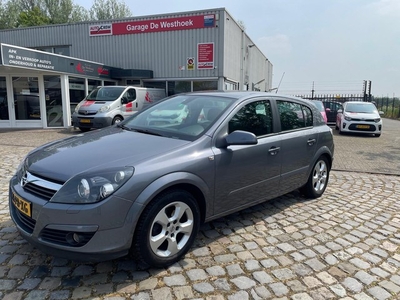 Opel Astra 1.6 Cosmo