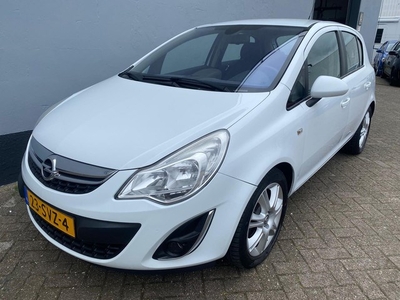 Opel Corsa 1.2-16V Cosmo